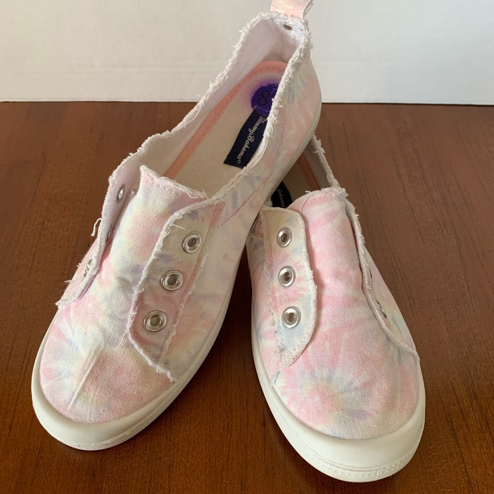 Tommy Bahama Pink Camo Tie-Dye Memory Foam Slip-On Sneaker